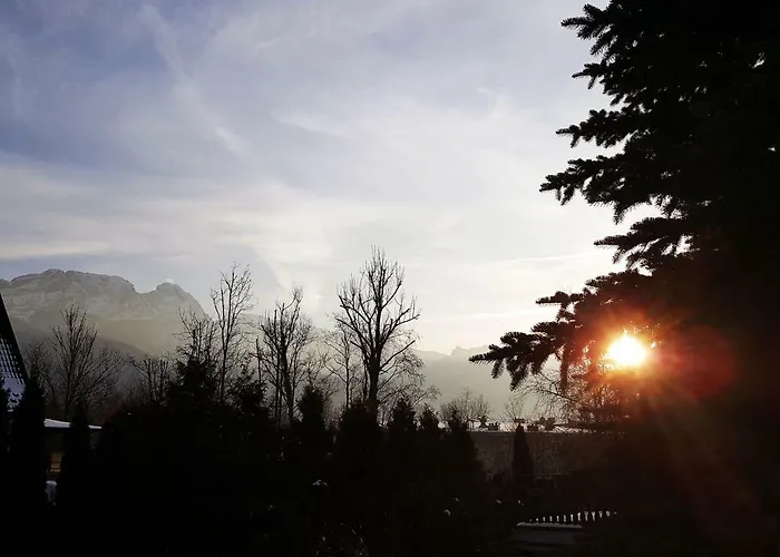 Goscinne Wilcznik 12 Bed & Breakfast 3*