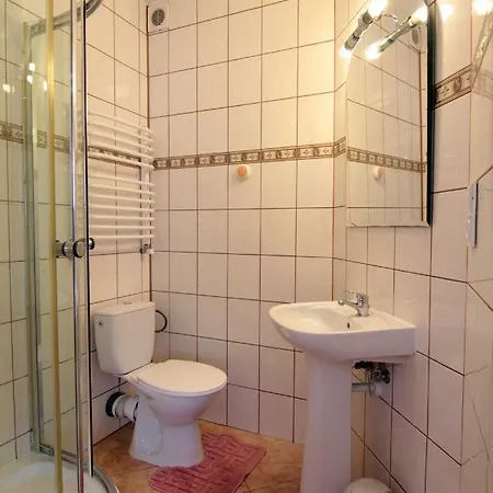 Goscinne Wilcznik 12 3*