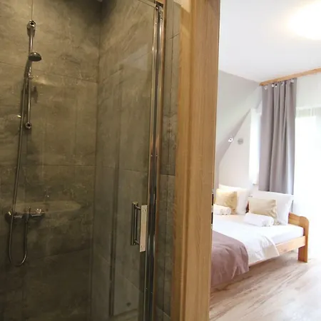 Goscinne Wilcznik 12 3*